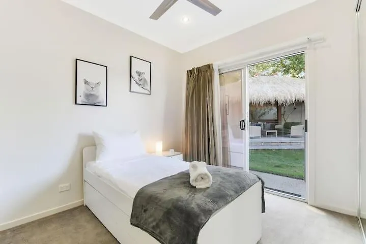 Twelve At 12 Private Central Maroochydore Ausztrália