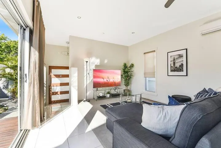 Twelve At 12 Private Central Maroochydore Ausztrália